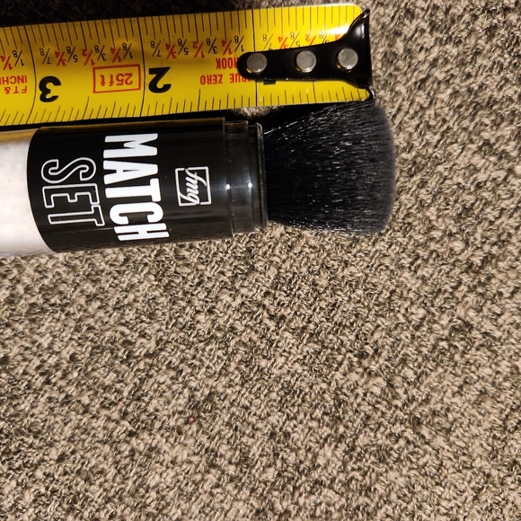 Finishing Powder - Picture 3 of 3